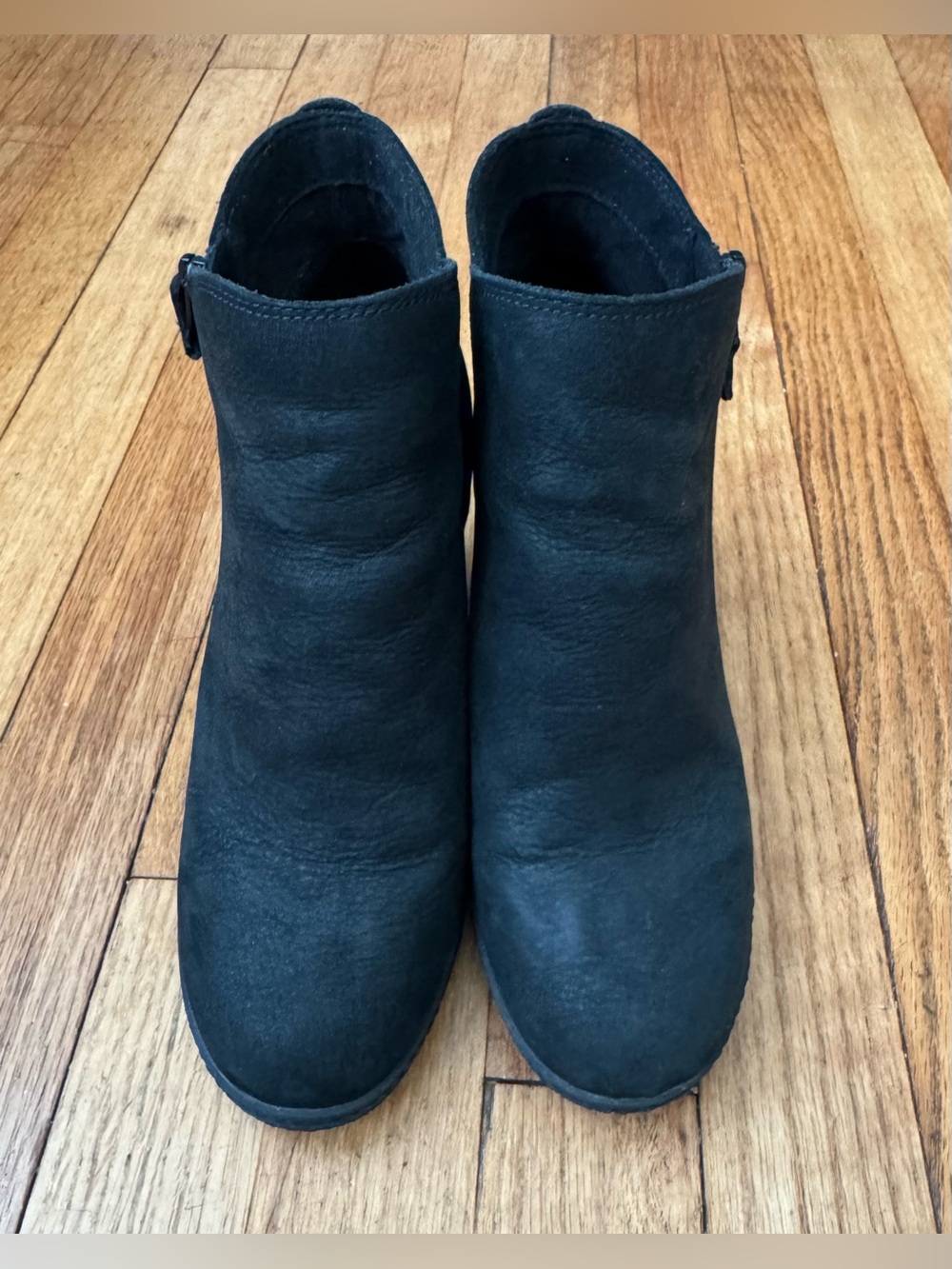 Timberland Black Suede Block Heel Ankle Boots - Picture 2 of 6